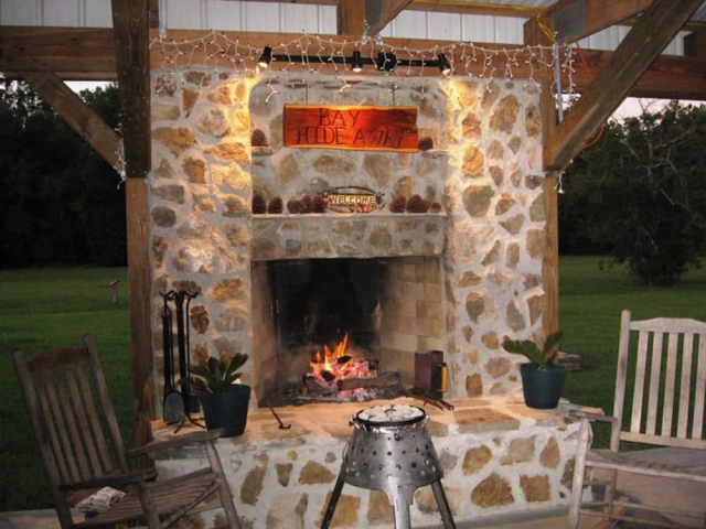 Bay Hide Away campground outdoor fireplace